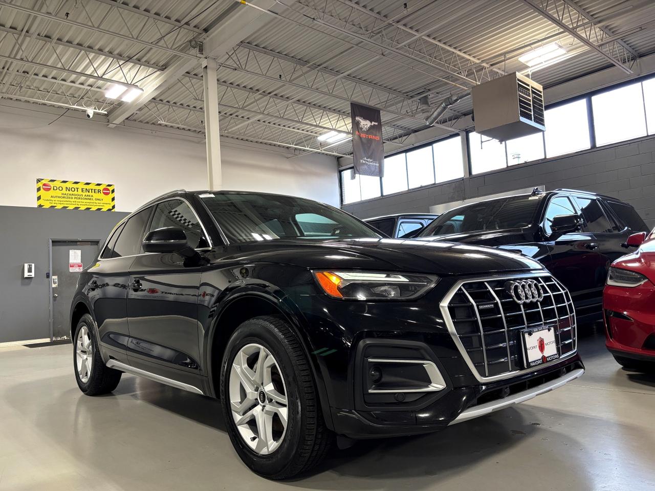 2021 Audi Q5 Komfort|QUATTRO|LEATHER|ALLOYS|BACKUPCAMERA|+++ - Photo #2