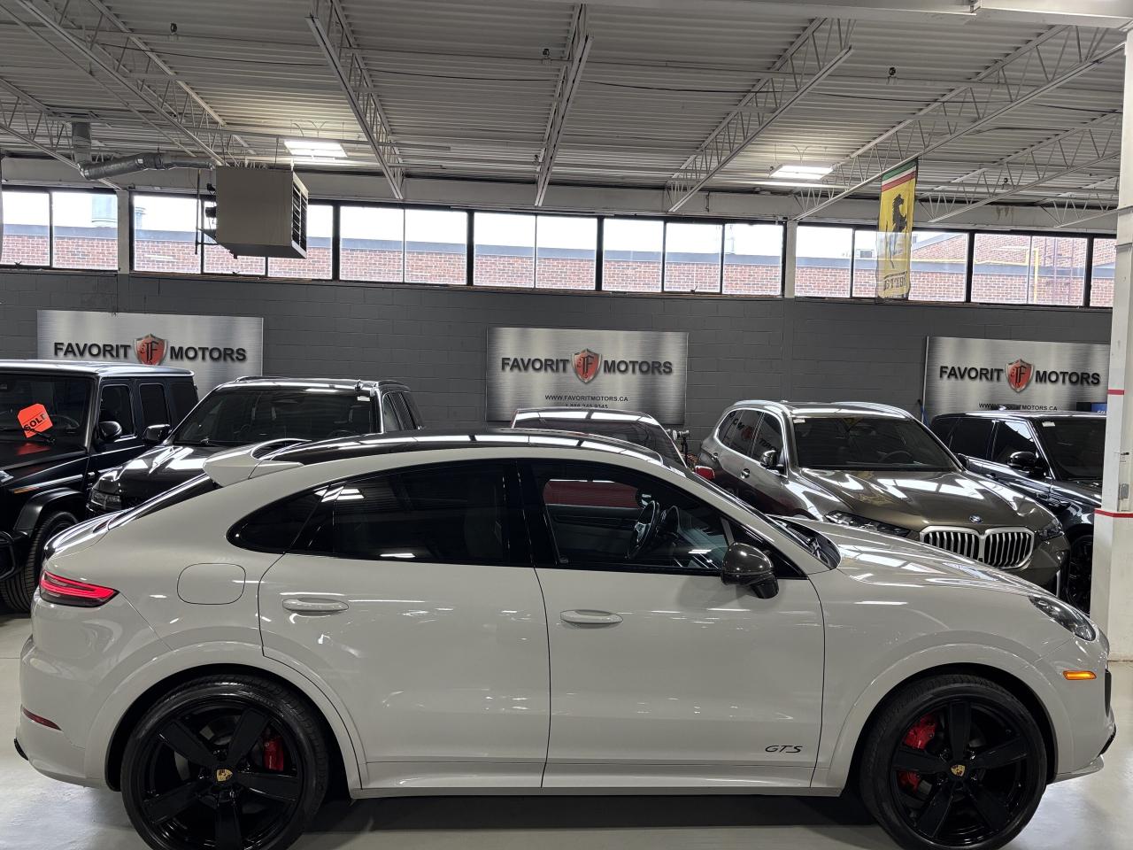 2022 Porsche Cayenne GTS Coupe|AWD|NO LUX TAX|NIGHTVIS|CARBON|HEADSUP|+ - Photo #3