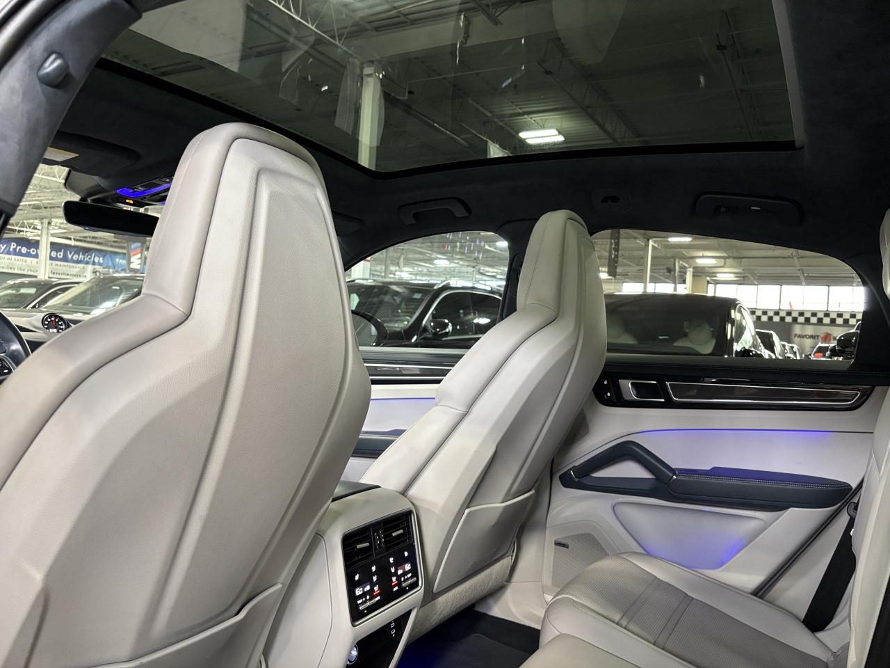 2022 Porsche Cayenne GTS Coupe|AWD|NO LUX TAX|NIGHTVIS|CARBON|HEADSUP|+ - Photo #9