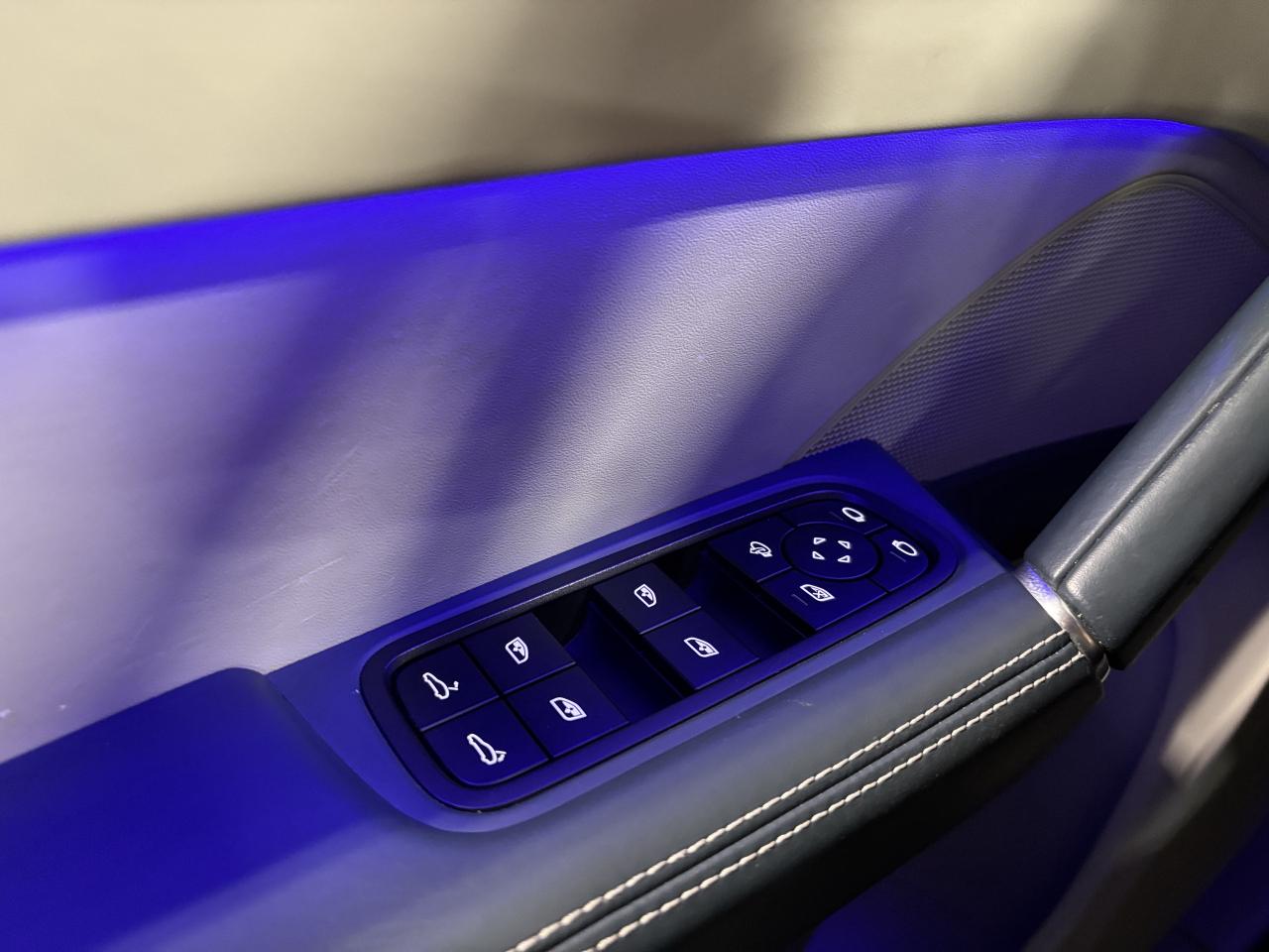 2022 Porsche Cayenne GTS Coupe|AWD|NO LUX TAX|NIGHTVIS|CARBON|HEADSUP|+ - Photo #23