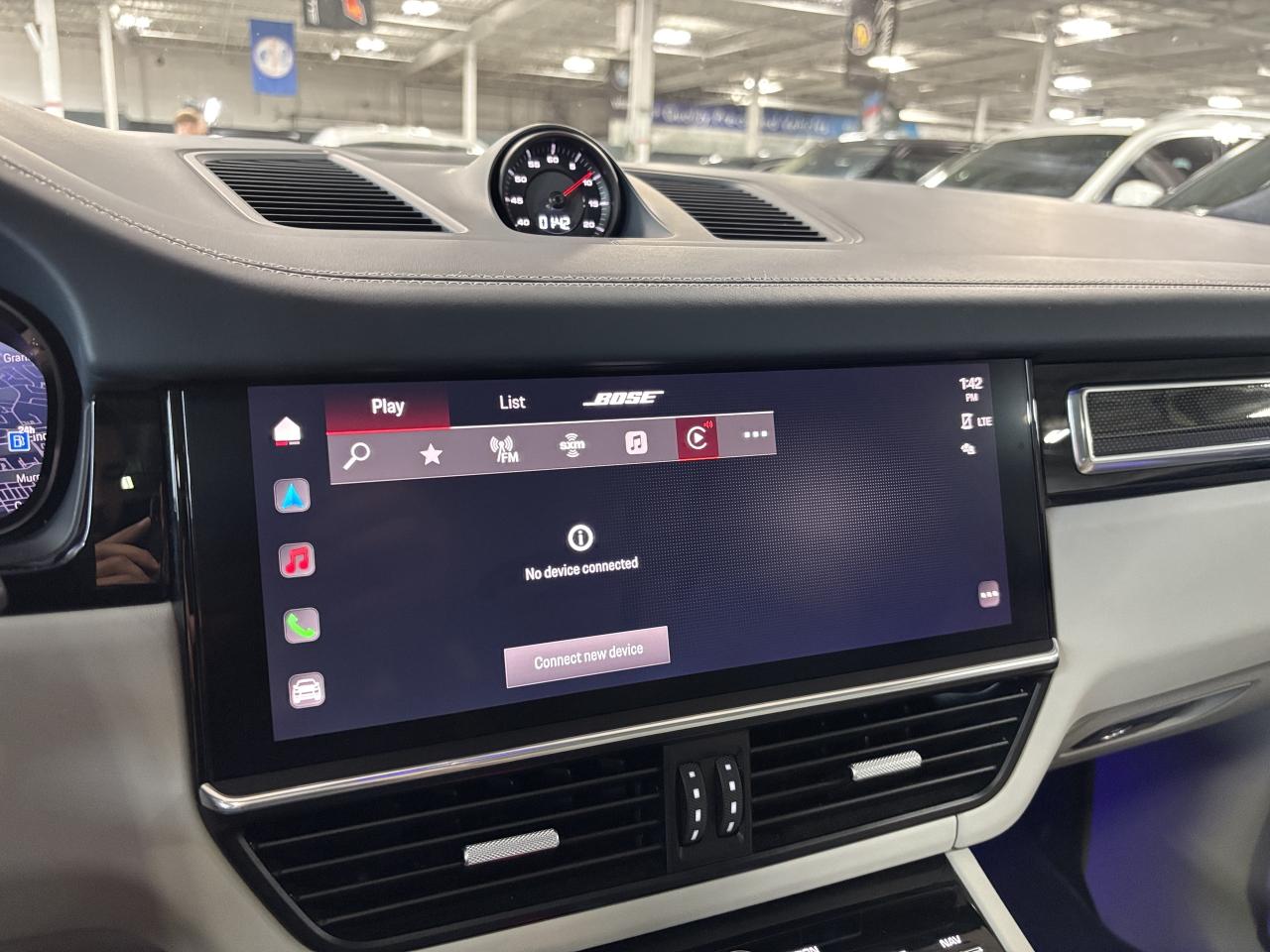 2022 Porsche Cayenne GTS Coupe|AWD|NO LUX TAX|NIGHTVIS|CARBON|HEADSUP|+ - Photo #33