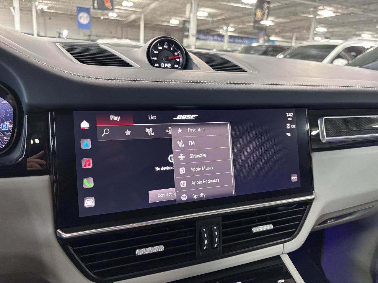 2022 Porsche Cayenne GTS Coupe|AWD|NO LUX TAX|NIGHTVIS|CARBON|HEADSUP|+ - Photo #34