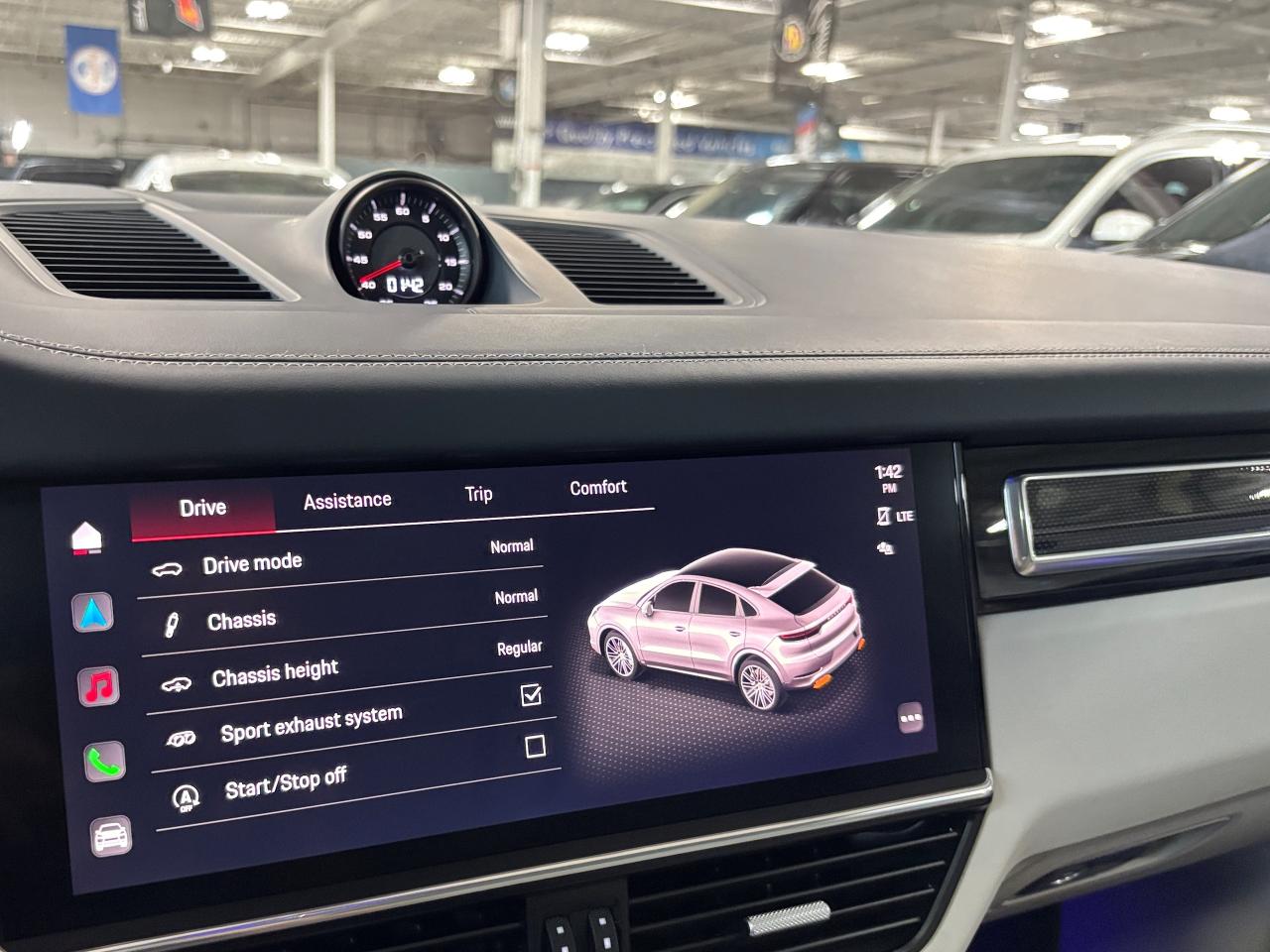 2022 Porsche Cayenne GTS Coupe|AWD|NO LUX TAX|NIGHTVIS|CARBON|HEADSUP|+ - Photo #40