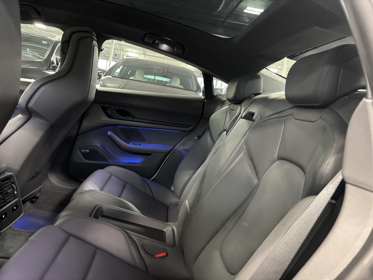 2020 Porsche Taycan Turbo|LOADED|NO LUX TAX|PERFORMANCEPKG|SPORTCHRONO - Photo #12