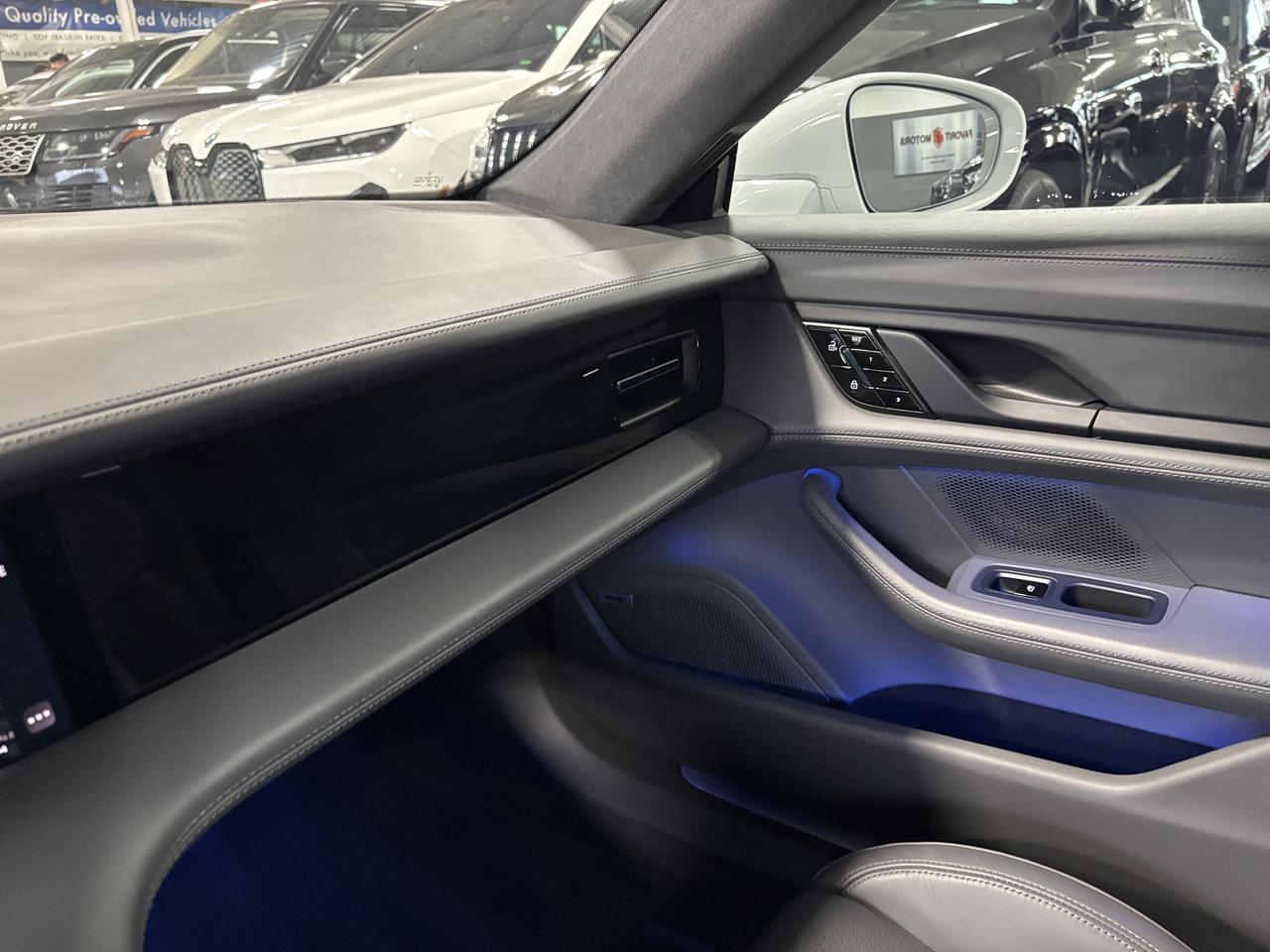 2020 Porsche Taycan Turbo|LOADED|NO LUX TAX|PERFORMANCEPKG|SPORTCHRONO Photo