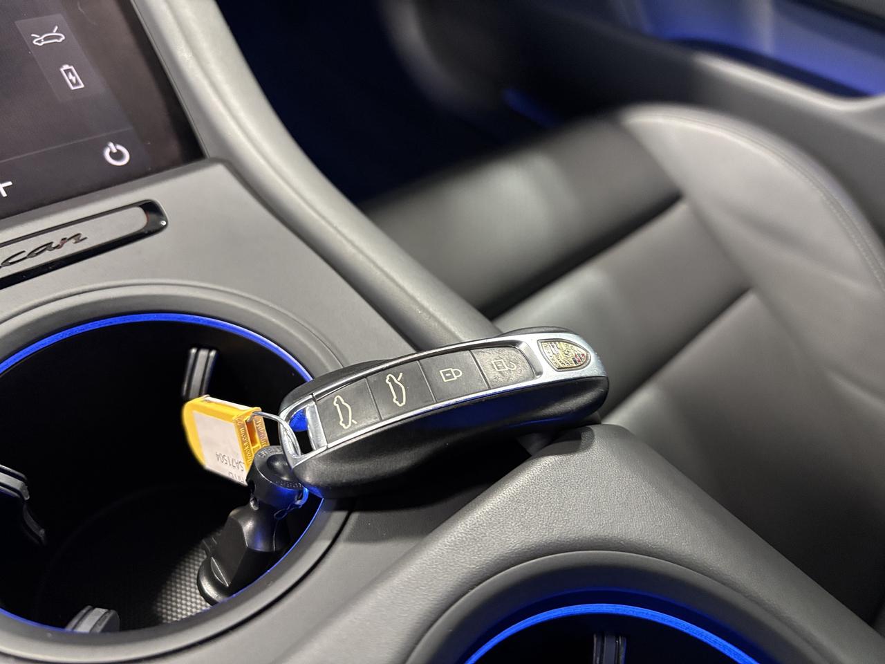 2020 Porsche Taycan Turbo|LOADED|NO LUX TAX|PERFORMANCEPKG|SPORTCHRONO Photo