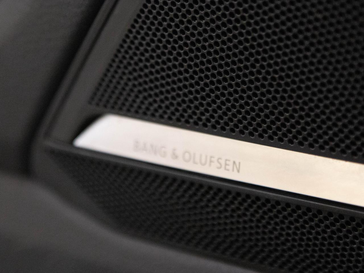 2023 Audi S6 Sedan DIAMOND STITCH | B&O SOUND | HUD | HEATED SEAT Photo