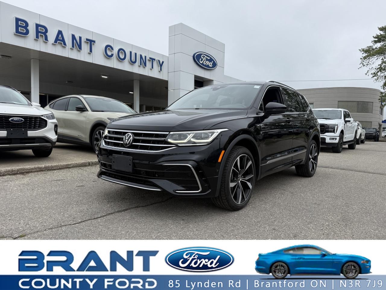 Used 2023 Volkswagen Tiguan HIGHLINE | R-LINE | LEATHER | SUNROOF | for sale in Brantford, ON