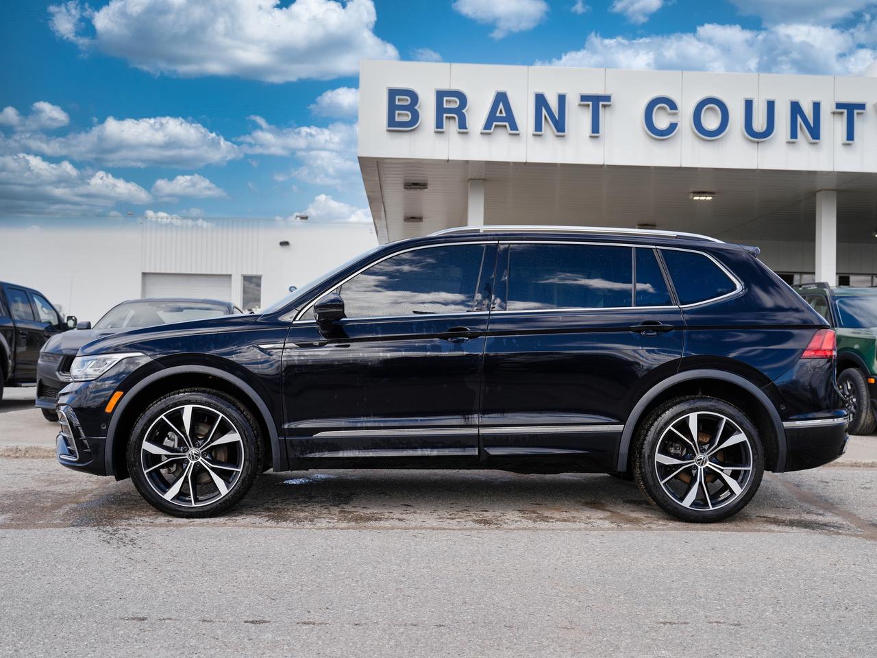 2023 Volkswagen Tiguan AWD | PANO ROOF | BROWN LEATHER INTERIOR Photo2