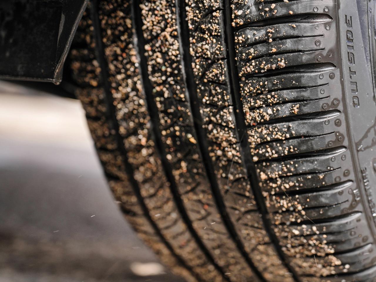 2023 Volkswagen Tiguan AWD | PANO ROOF | BROWN LEATHER INTERIOR Photo