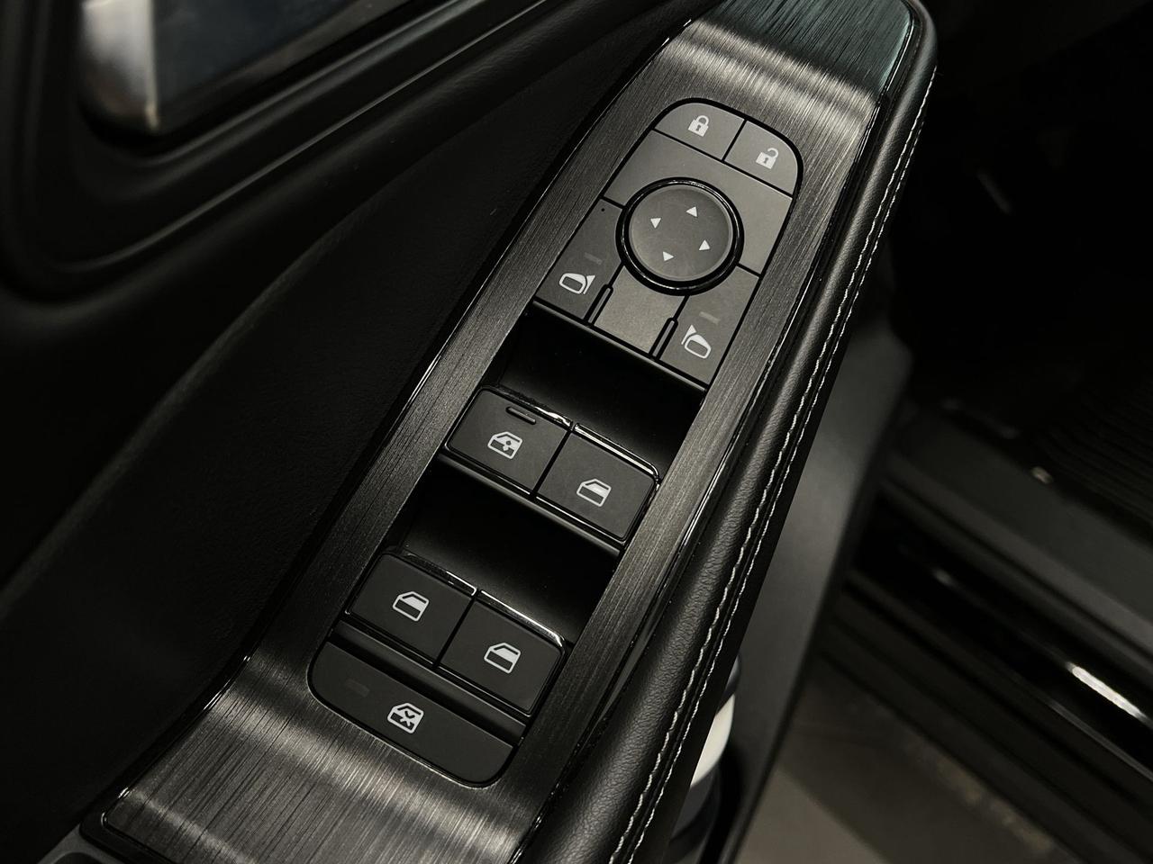 2023 Nissan Rogue SV MIDNIGHT AWD | HTD LEATHER | PANO ROOF Photo