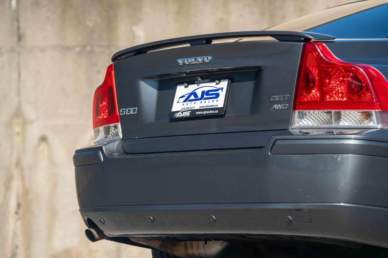 2007 Volvo S60 2.5T Sedan - Photo #10