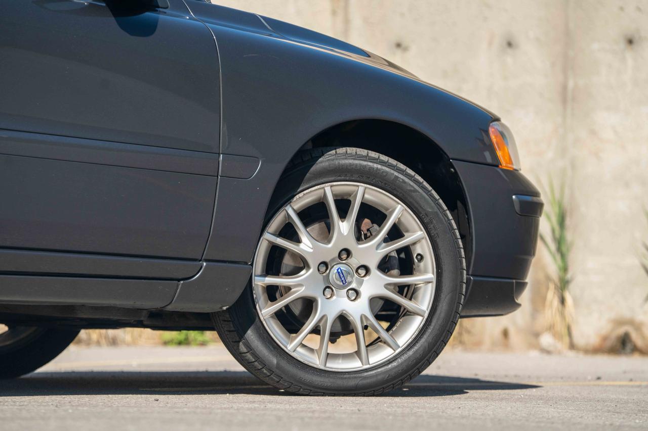 2007 Volvo S60 2.5T Sedan - Photo #9