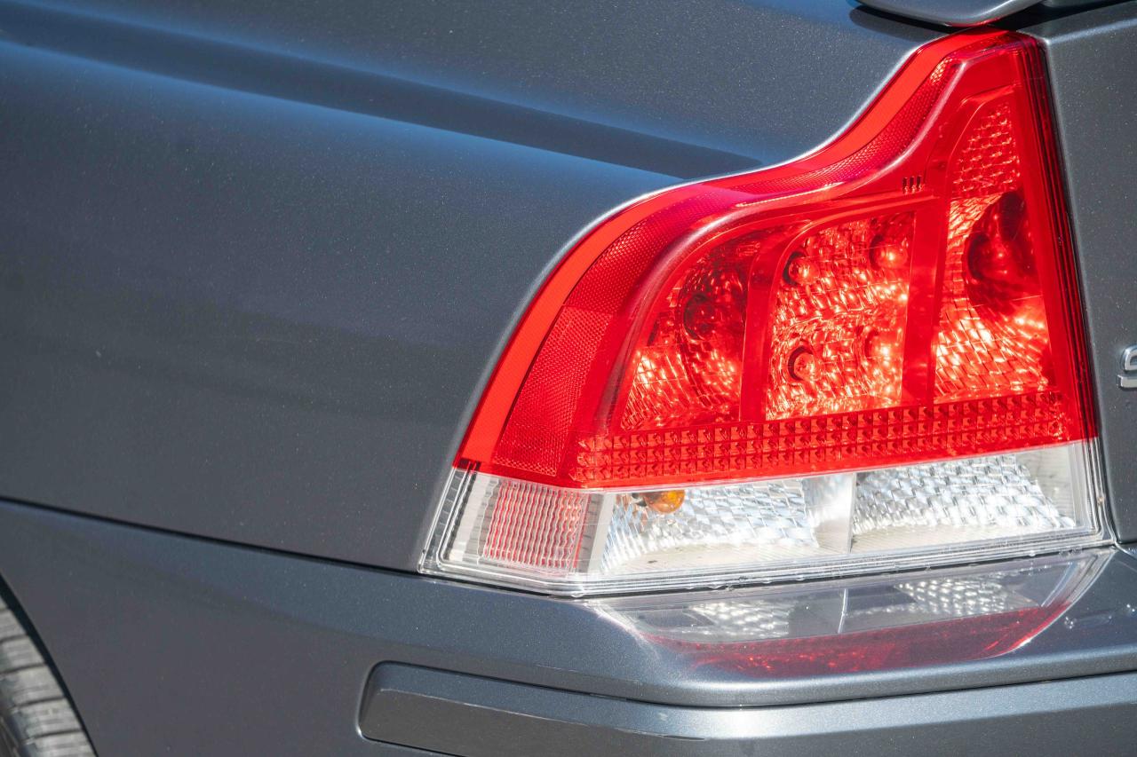 2007 Volvo S60 2.5T Sedan - Photo #14