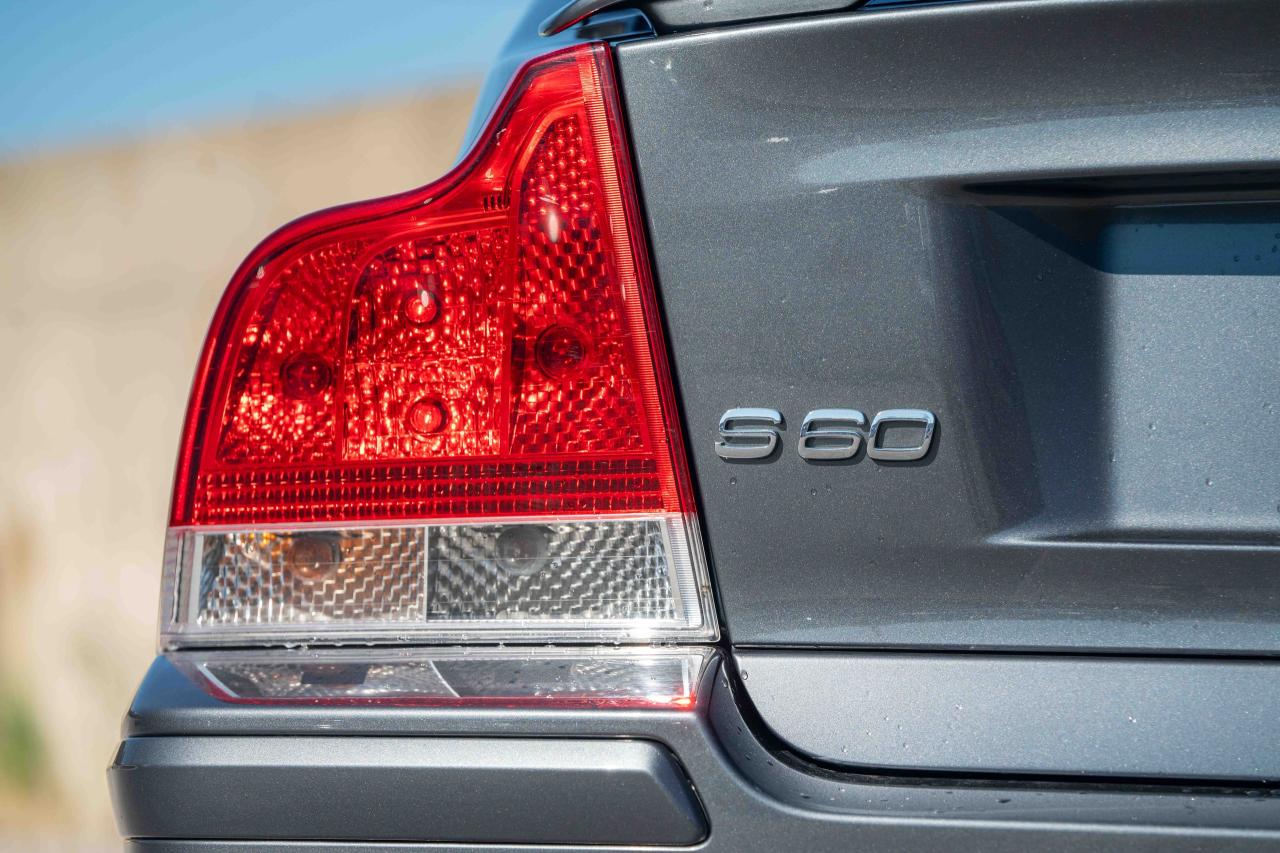 2007 Volvo S60 2.5T Sedan - Photo #13