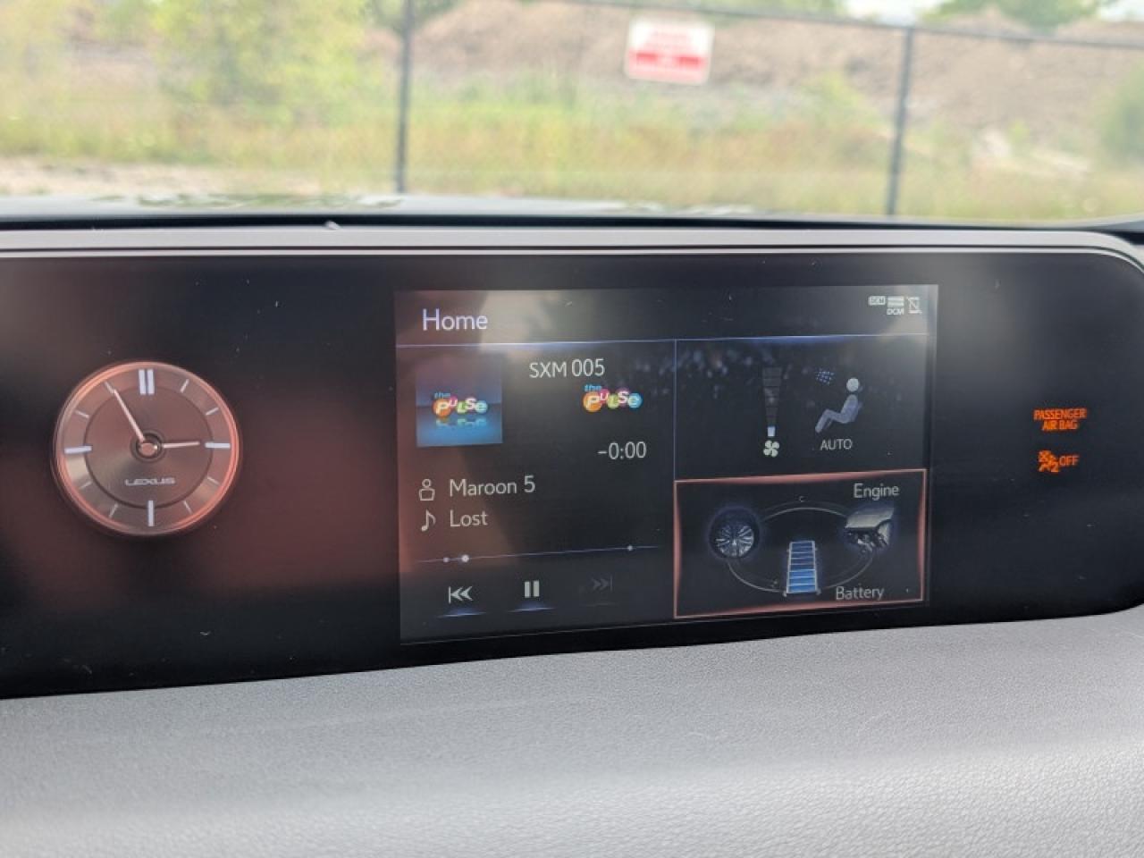 2020 Lexus UX 250h  **LOW KMS - VERY CLEAN - HYBRID** Photo