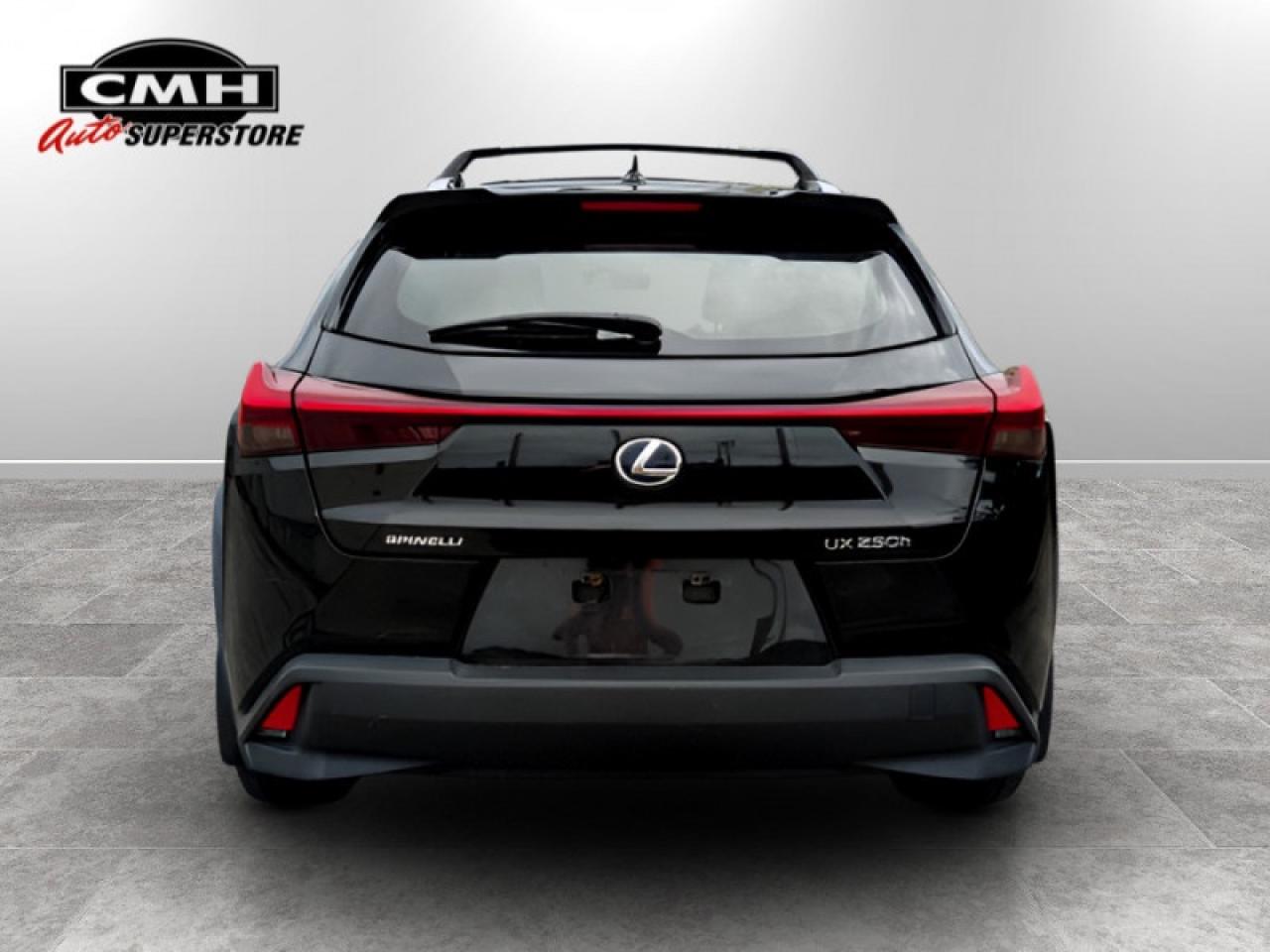 2020 Lexus UX 250h Premium  **LOW KMS - VERY CLEAN - HYBRID** Photo