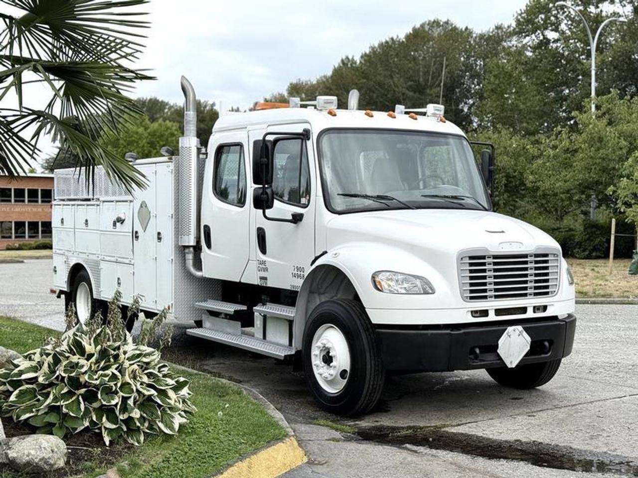 2005 Freightliner M2 106 Service Truck Diesel with Air Brakes, 7.2L, 4 door, automatic, 4X2, white exterior, grey interior, vinyl. CAT C7 engine. Certification and decal valid until May 2026. This item is currently OFFSITE. You must register an appointment with our office to schedule an offsite viewing. Appointments must be made a minimum of one business day in advance (and as defined by the days that Repo.com is open for business) before your appointment can be scheduled and confirmed. We may, at our own discretion, instead opt to transport smaller items to Repo.coms main yard for viewing purposes.  $67,380.00 plus $375 processing fee, $67,755.00 total payment obligation before taxes.   Listing report, warranty, contract commitment cancellation fee, financing available on approved credit (some limitations and exceptions may apply). All above specifications and information is considered to be accurate but is not guaranteed and no opinion or advice is given as to whether this item should be purchased. We do not allow test drives due to theft, fraud, acts of vandalism and undetectable impaired driving. Instead we provide the following benefits: Complimentary Warranty (with options to extend), Limited Money Back Satisfaction Guarantee on Fully Completed Contracts, Contract Commitment Cancellation, and an Open-Ended Sell-Back Option. Ask seller for details or call 604-522-REPO(7376) to confirm listing availability.