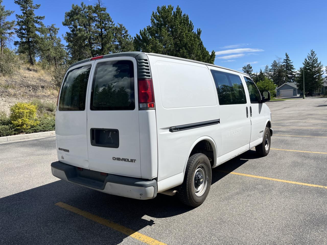 2002 Chevrolet Express 2500 Cargo Photo4