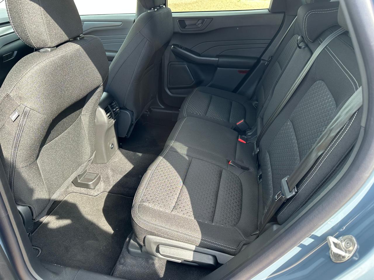 2025 Ford Escape Active AWD Photo4