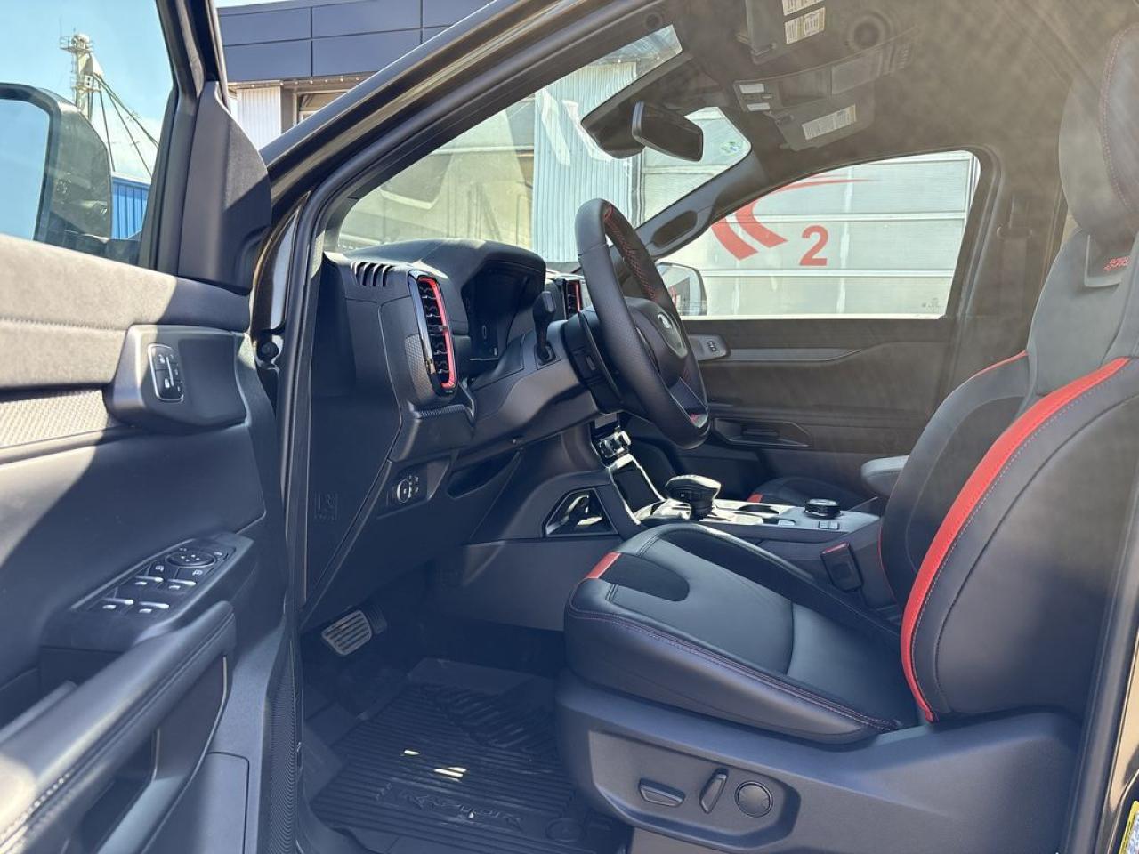 2025 Ford Ranger RAPTOR 800A Photo5