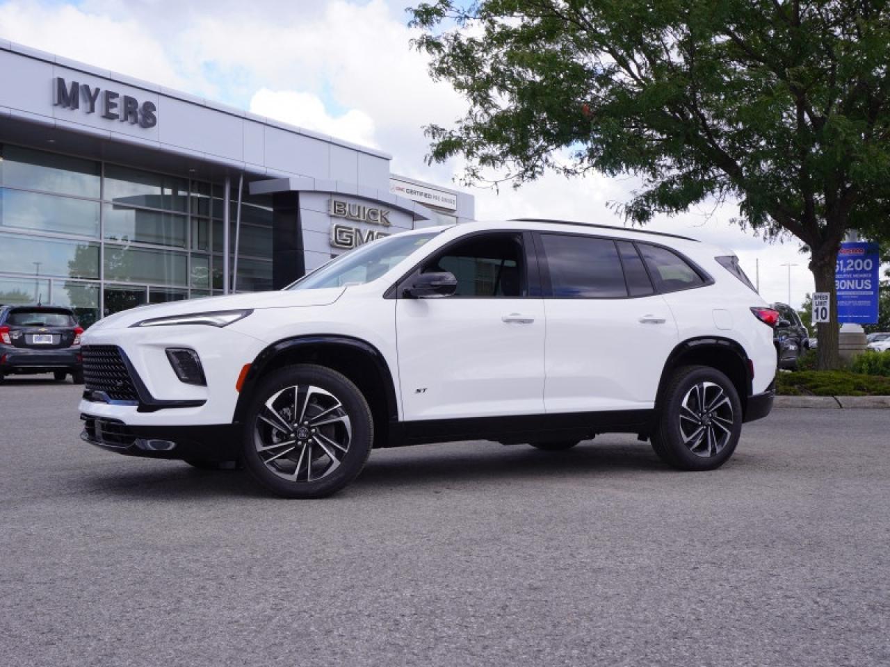 2026 Buick Enclave Sport Touring Photo