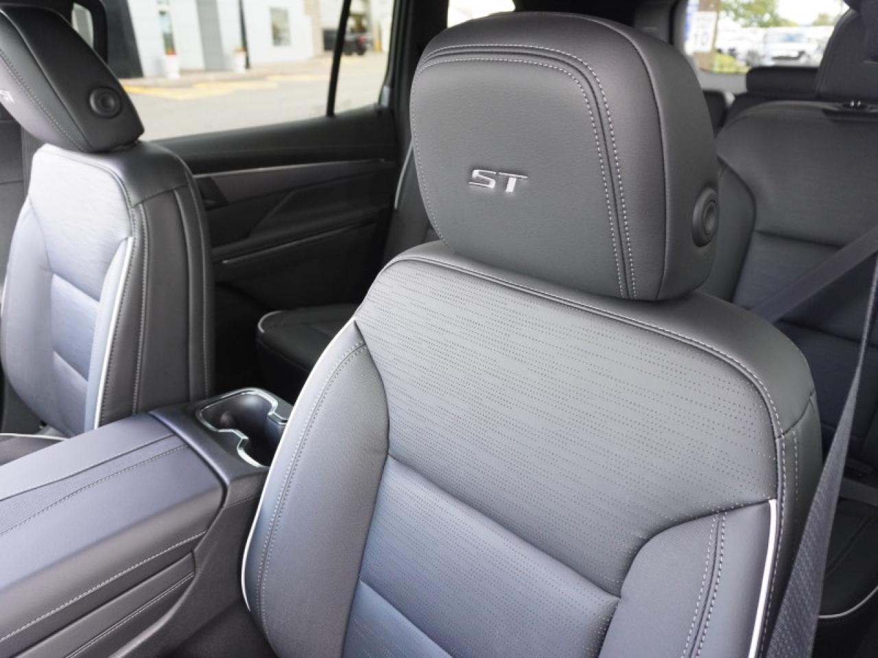 2026 Buick Enclave Sport Touring Photo