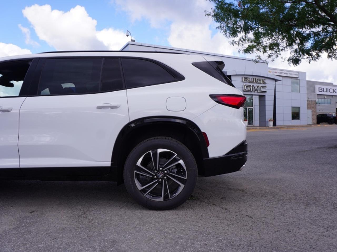 2026 Buick Enclave Sport Touring Photo