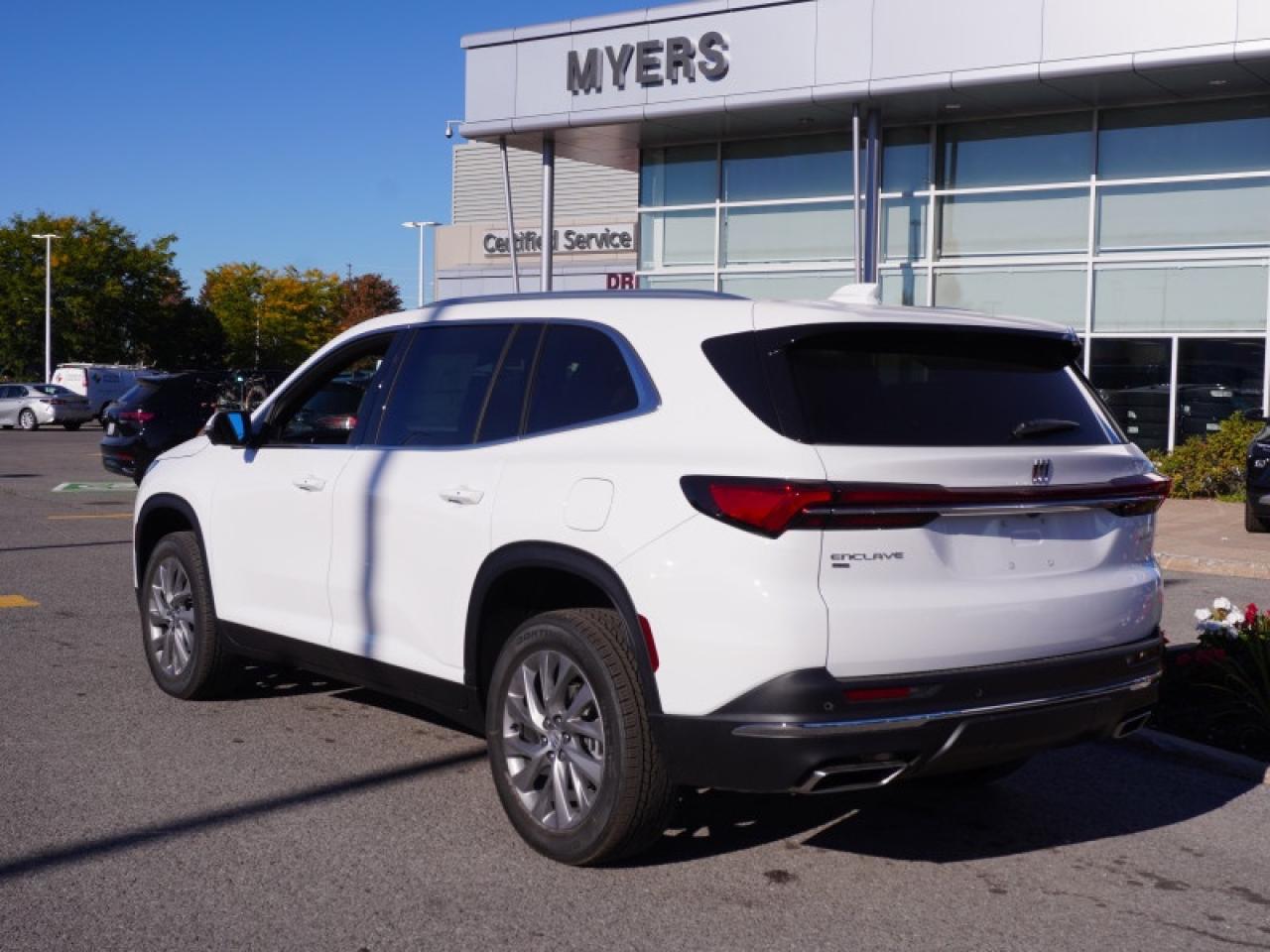 2026 Buick Enclave Preferred  - SUNROOF -  POWER Photo