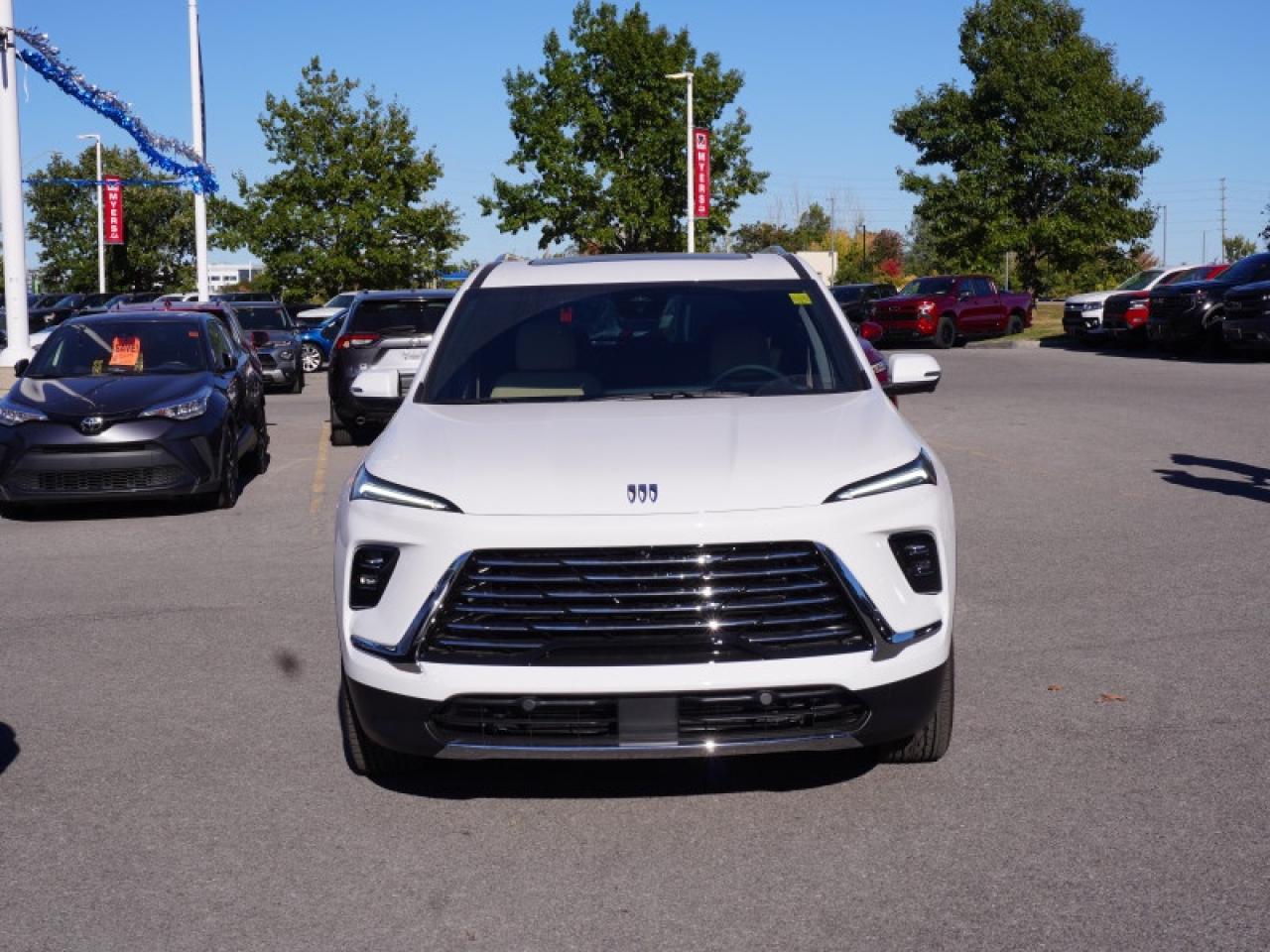 2026 Buick Enclave Preferred  - SUNROOF -  POWER Photo