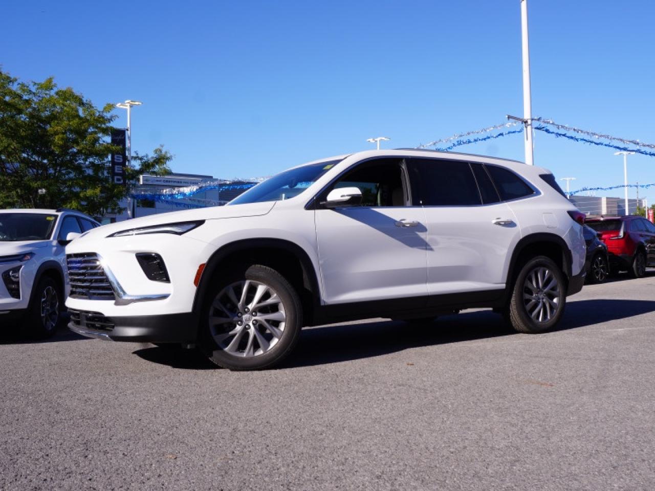 2026 Buick Enclave Preferred  - SUNROOF -  POWER Photo