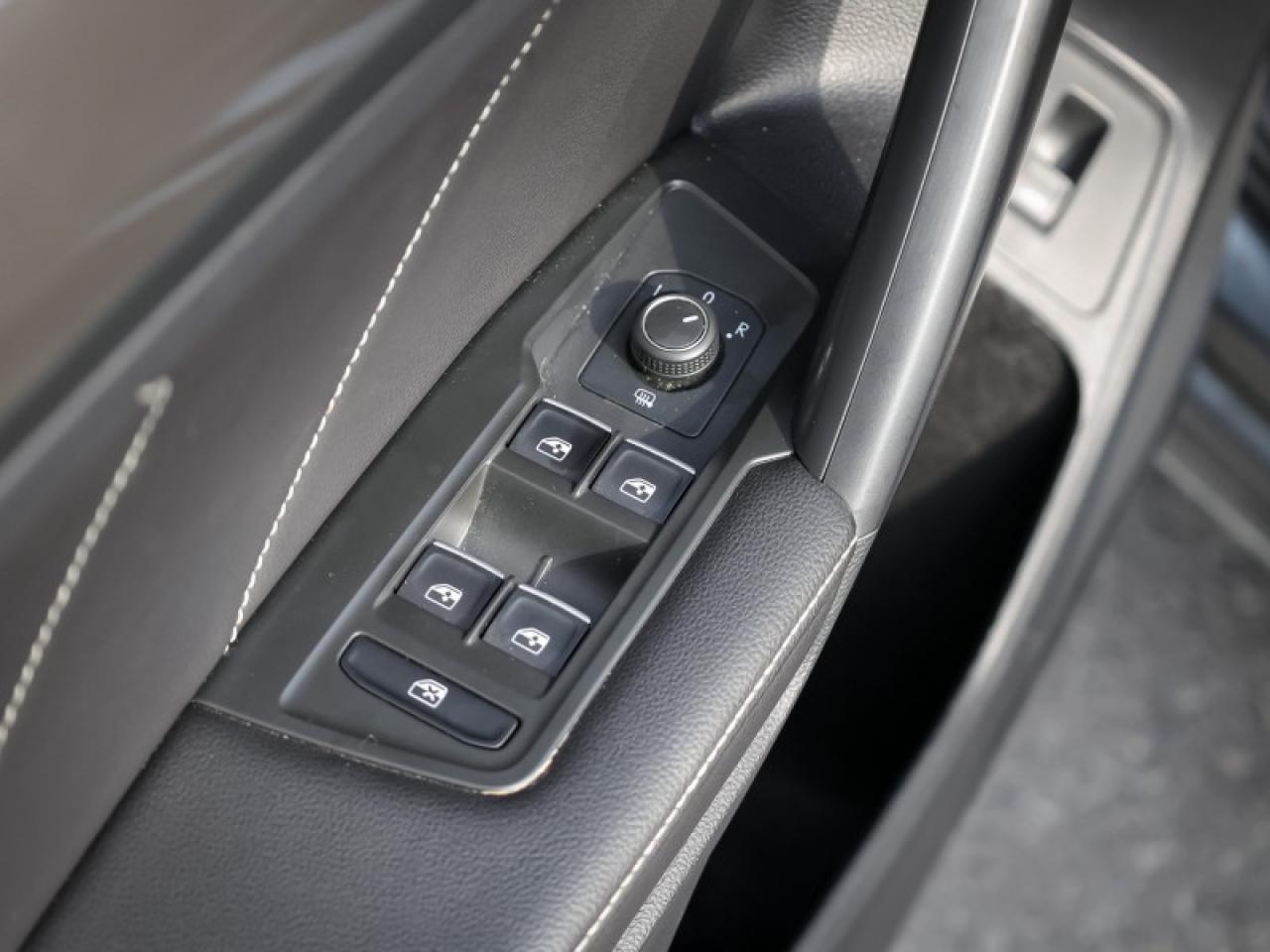 2024 Volkswagen Tiguan Comfortline  - $215 B/W Photo