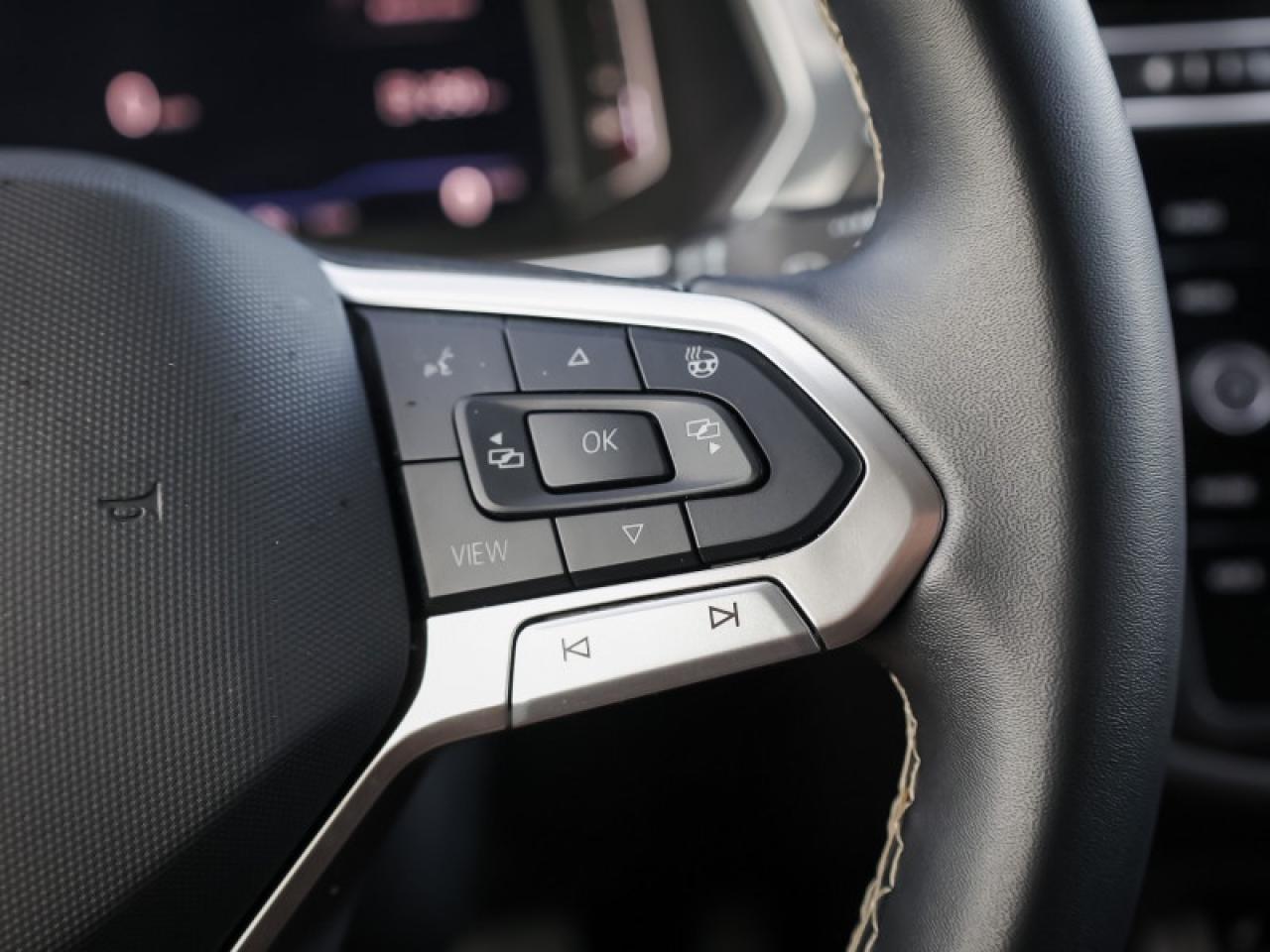 2024 Volkswagen Tiguan Comfortline  - $215 B/W Photo