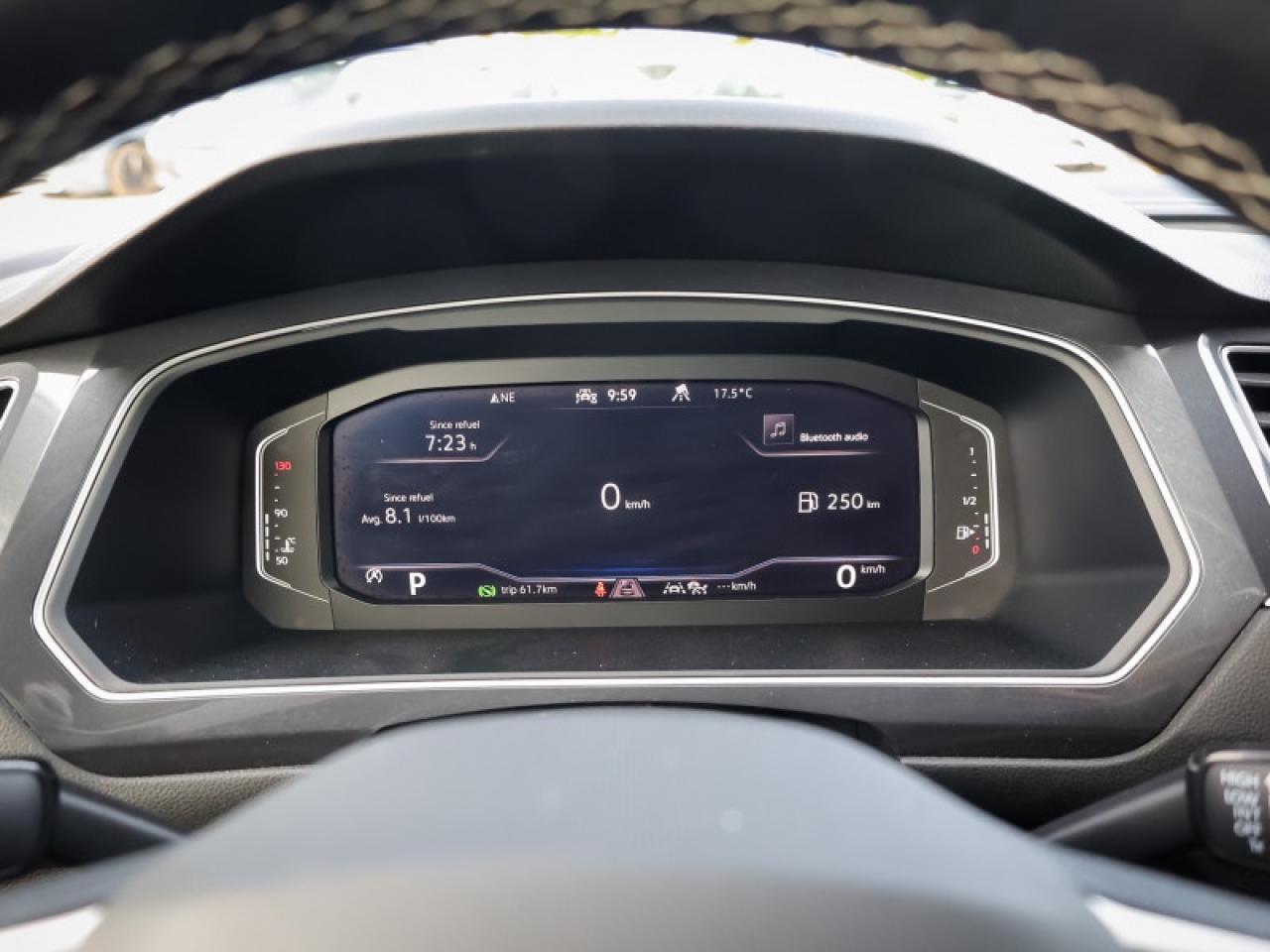 2024 Volkswagen Tiguan Comfortline  - $215 B/W Photo