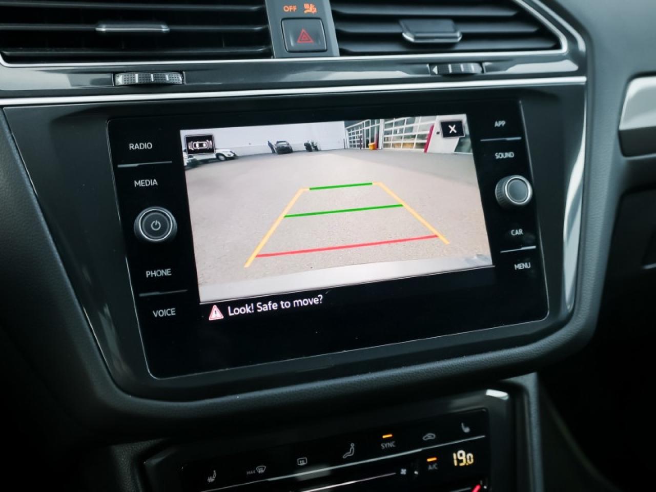 2024 Volkswagen Tiguan Comfortline  - $215 B/W Photo