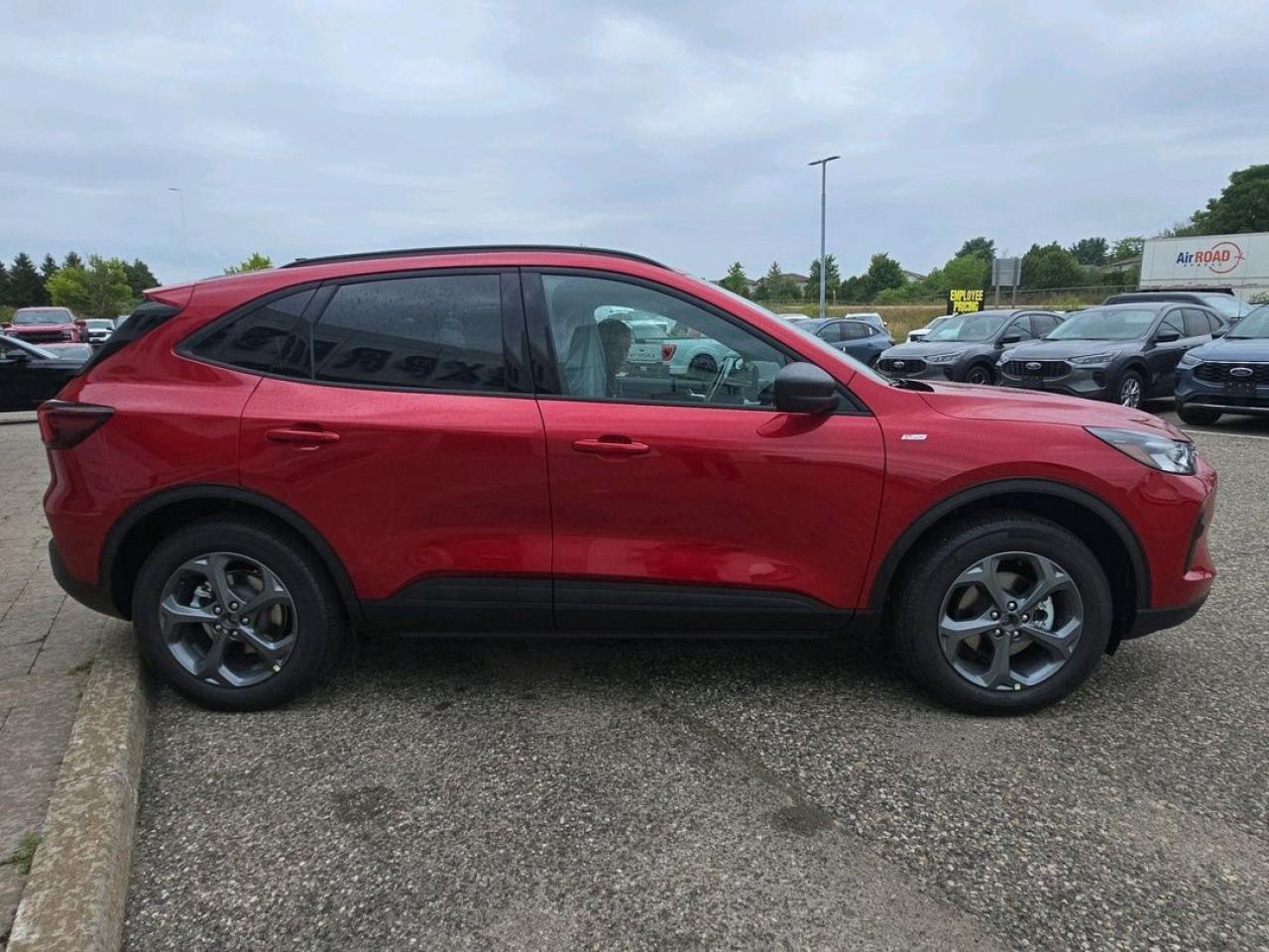 2025 Ford Escape ST-LINE, ADAPTIVE CRUISE, HEATED STEERING WHEEL Photo