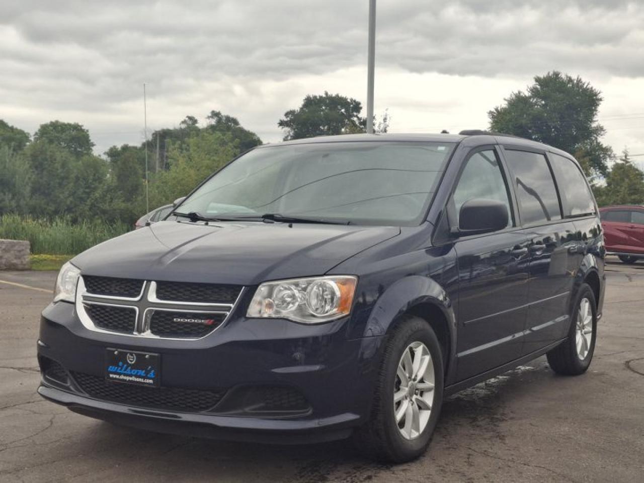 Used 2016 Dodge Grand Caravan SXT Premium Plus | DVD | NAV | Power Doors + Liftgate | Bluetooth | Reverse Cam & More ! for sale in Guelph, ON