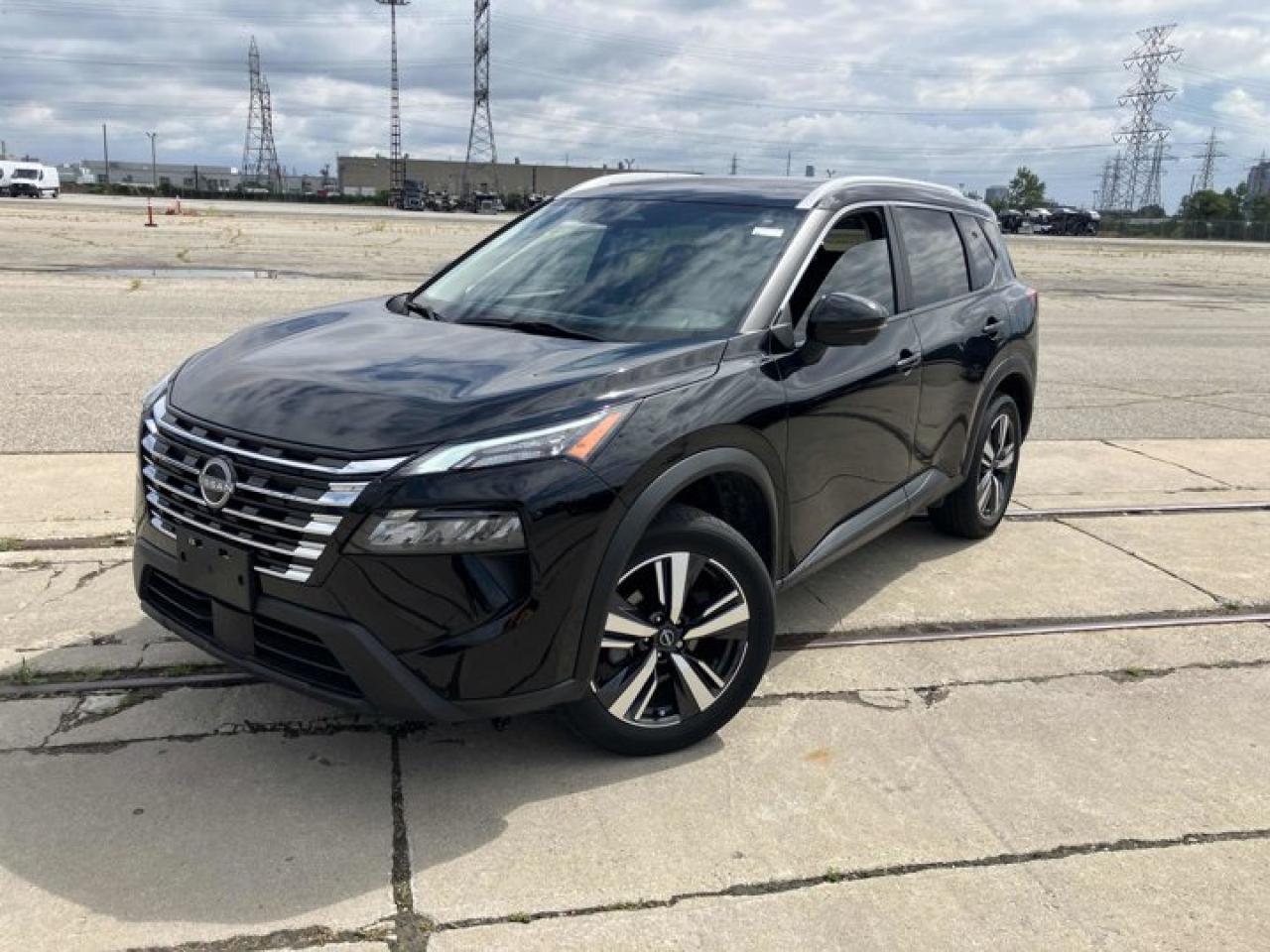 Used 2024 Nissan Rogue SV Moonroof | Leather | Pano Roof | Adaptive Cruise Control | Apple CarPlay | Android Auto & More ! for sale in Guelph, ON