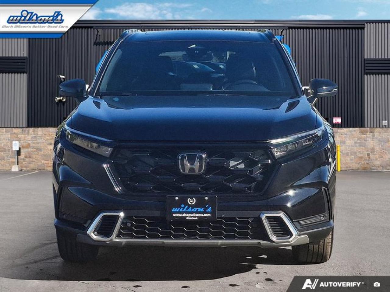 2024 Honda CR-V Hybrid Touring Hybrid | Leather | Sunroof | Nav | Heated Wheel + Seats | CarPlay + Android | and More ! Photo