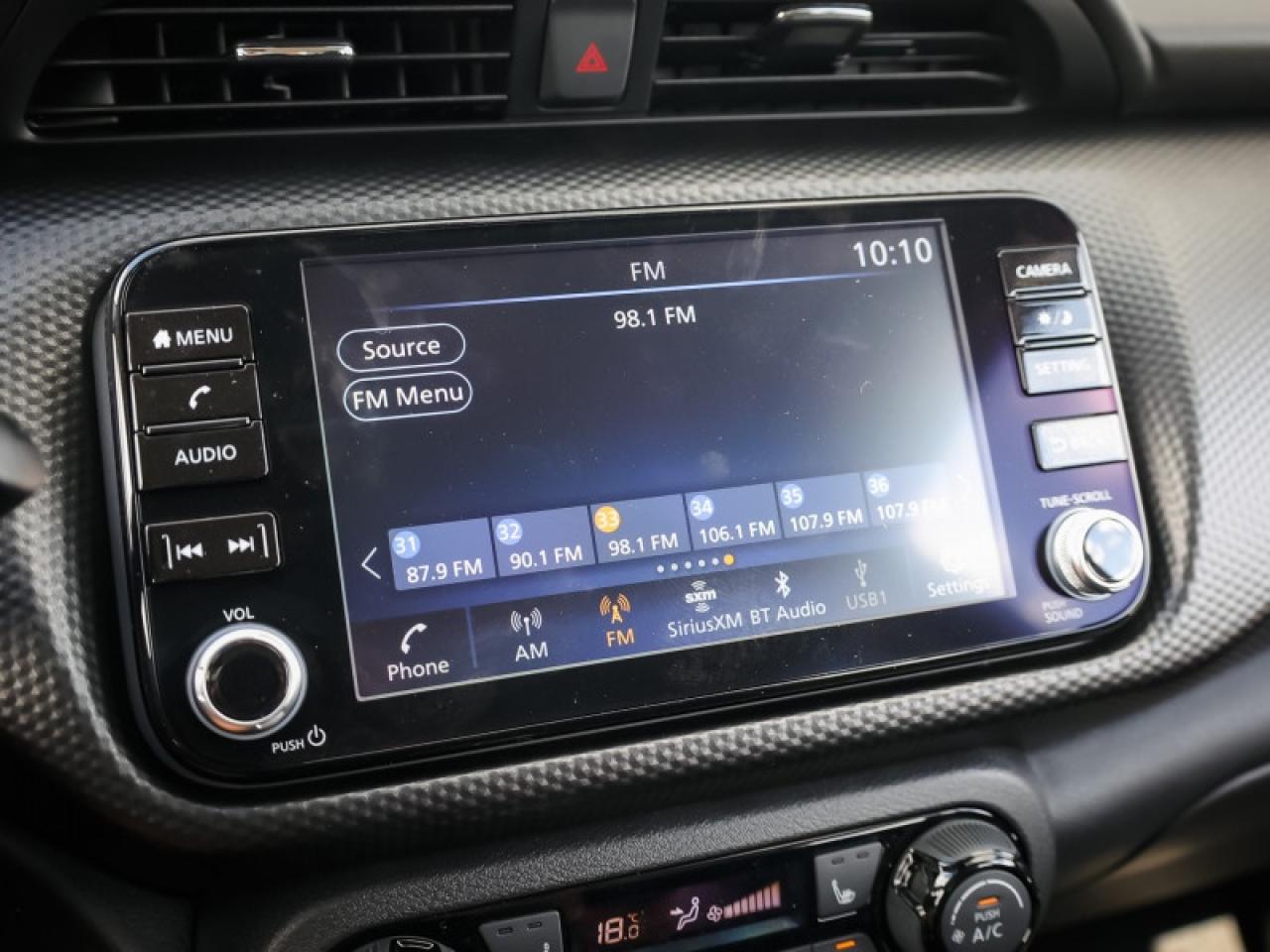 2025 Nissan Kicks Play SV  - Heated Seats -  Apple CarPlay Photo