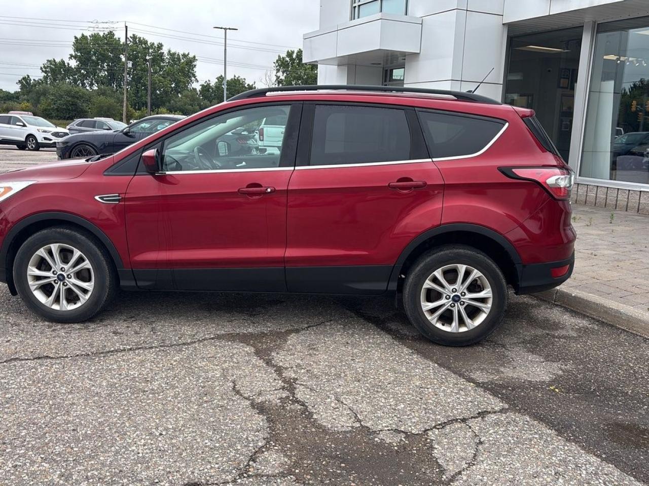 2018 Ford Escape SEL Photo5