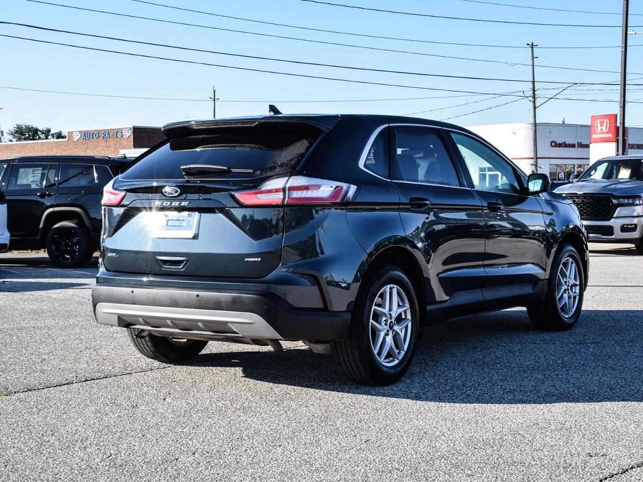 2024 Ford Edge SEL AWD Photo