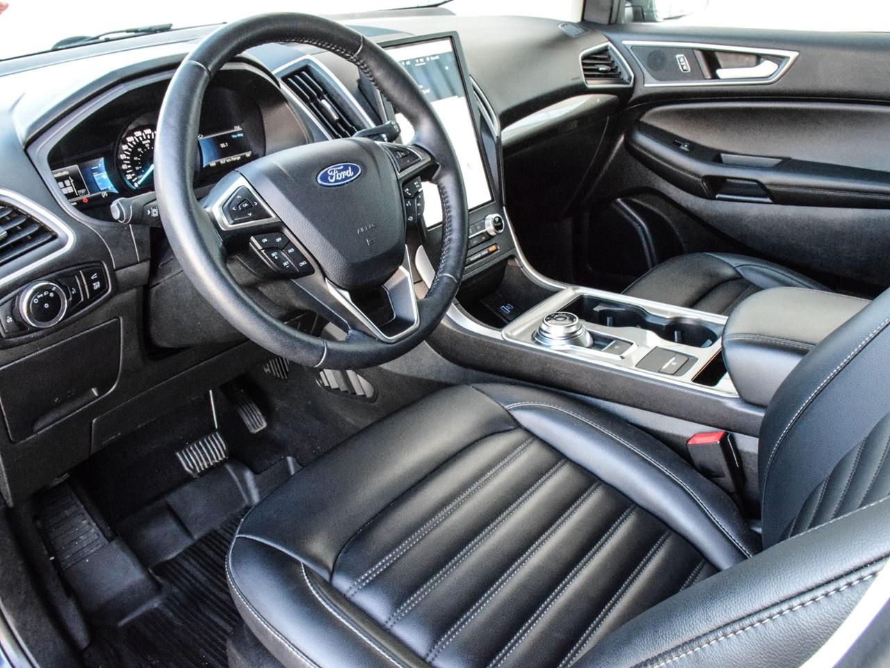 2024 Ford Edge SEL AWD Photo