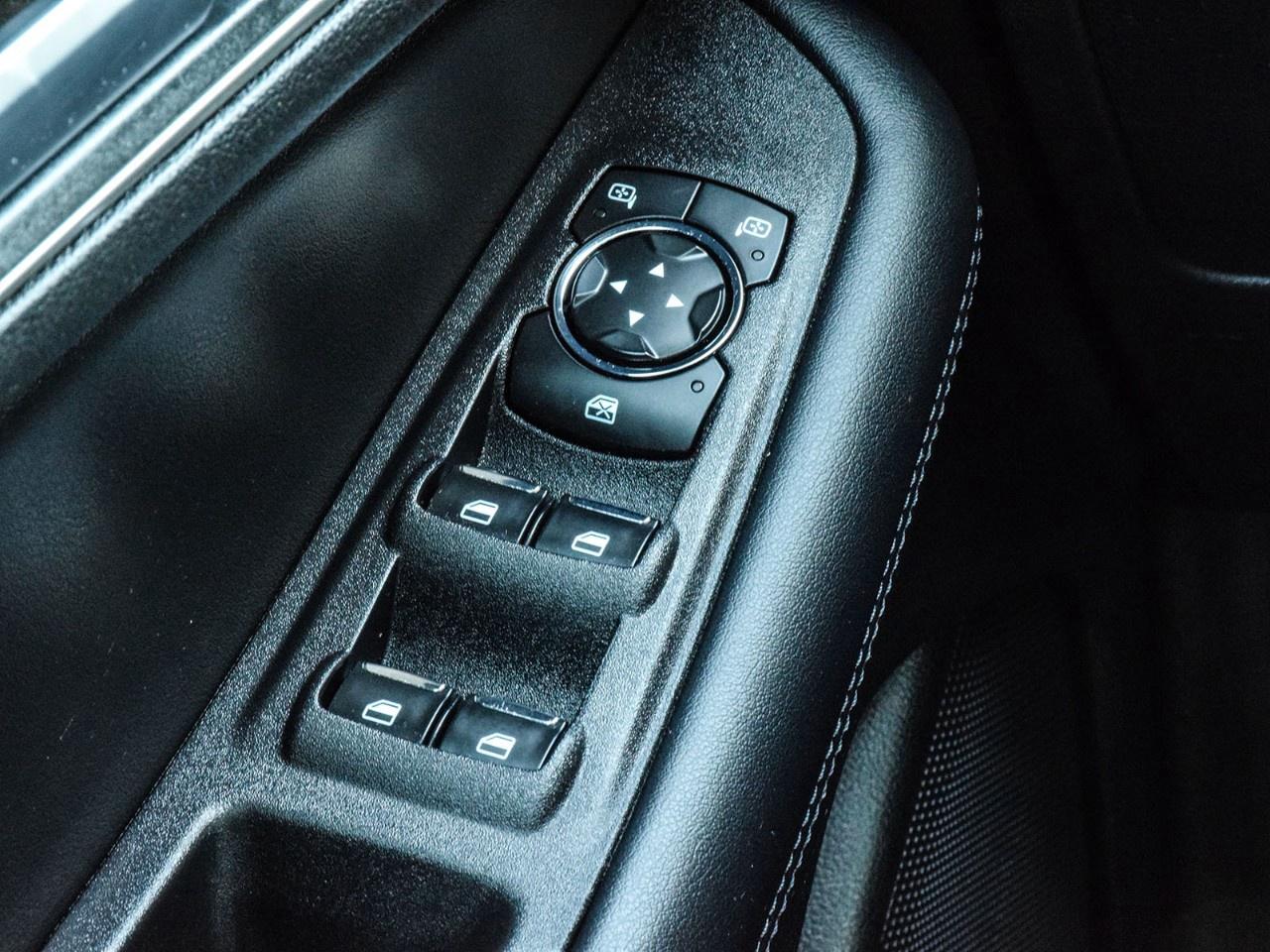 2024 Ford Edge SEL AWD Photo