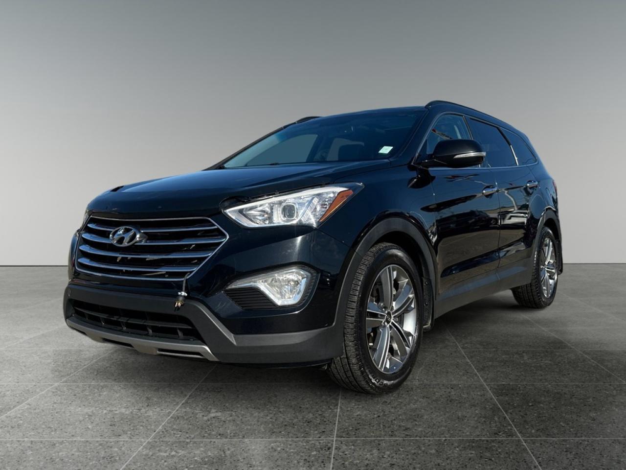 Used 2015 Hyundai Santa Fe XL AWD 4dr 3.3L Auto Limited w/6-Passenger for sale in Saskatoon, SK