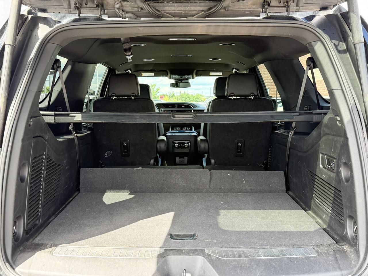 2023 GMC Yukon XL Denali PURCHASED & SERVICED HERE, 6.2L V8 ENGINE, HEATED & VENTILATED SEATS, HEATED STEERING WHEEL, REMOTE START & ENTRY, RAIN SENSING WIPERS, WIRELESS CHARGING, ADAPTIVE CRUISE CONTROL, HANDS-FREE LIFTGATE, Photo