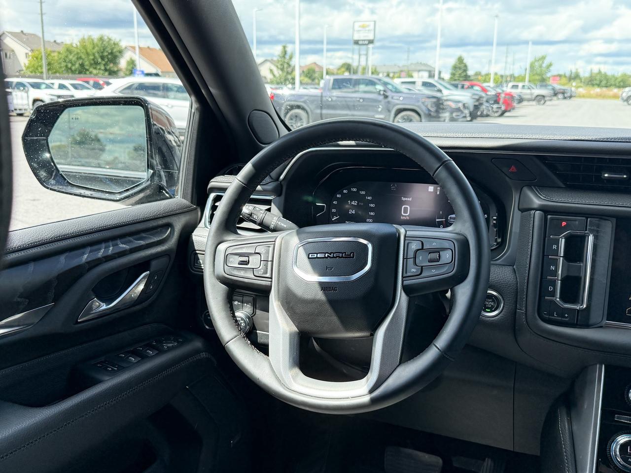 2023 GMC Yukon XL Denali PURCHASED & SERVICED HERE, 6.2L V8 ENGINE, HEATED & VENTILATED SEATS, HEATED STEERING WHEEL, REMOTE START & ENTRY, RAIN SENSING WIPERS, WIRELESS CHARGING, ADAPTIVE CRUISE CONTROL, HANDS-FREE LIFTGATE, Photo