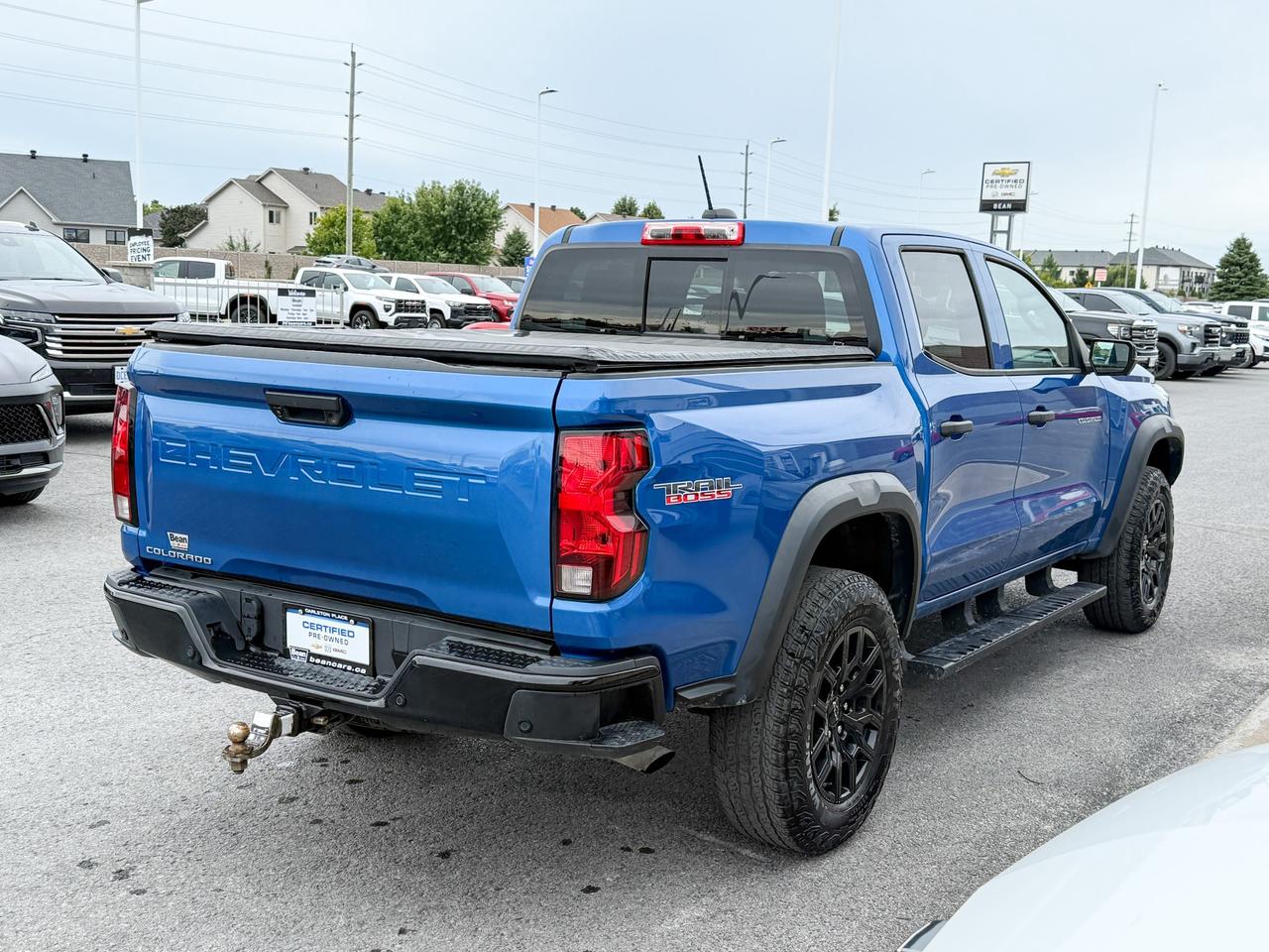 2023 Chevrolet Colorado Trail Boss 2.7L 4 CYL WITH REMOTE ENTRY, ADAPTIVE CRUISE CONTROL, HD SURROUND VISION, 2" FACTORY LIFT, TRAIL BRAKE CONTROLLER, APPLE CARPLAY AND ANDROID AUTO Photo