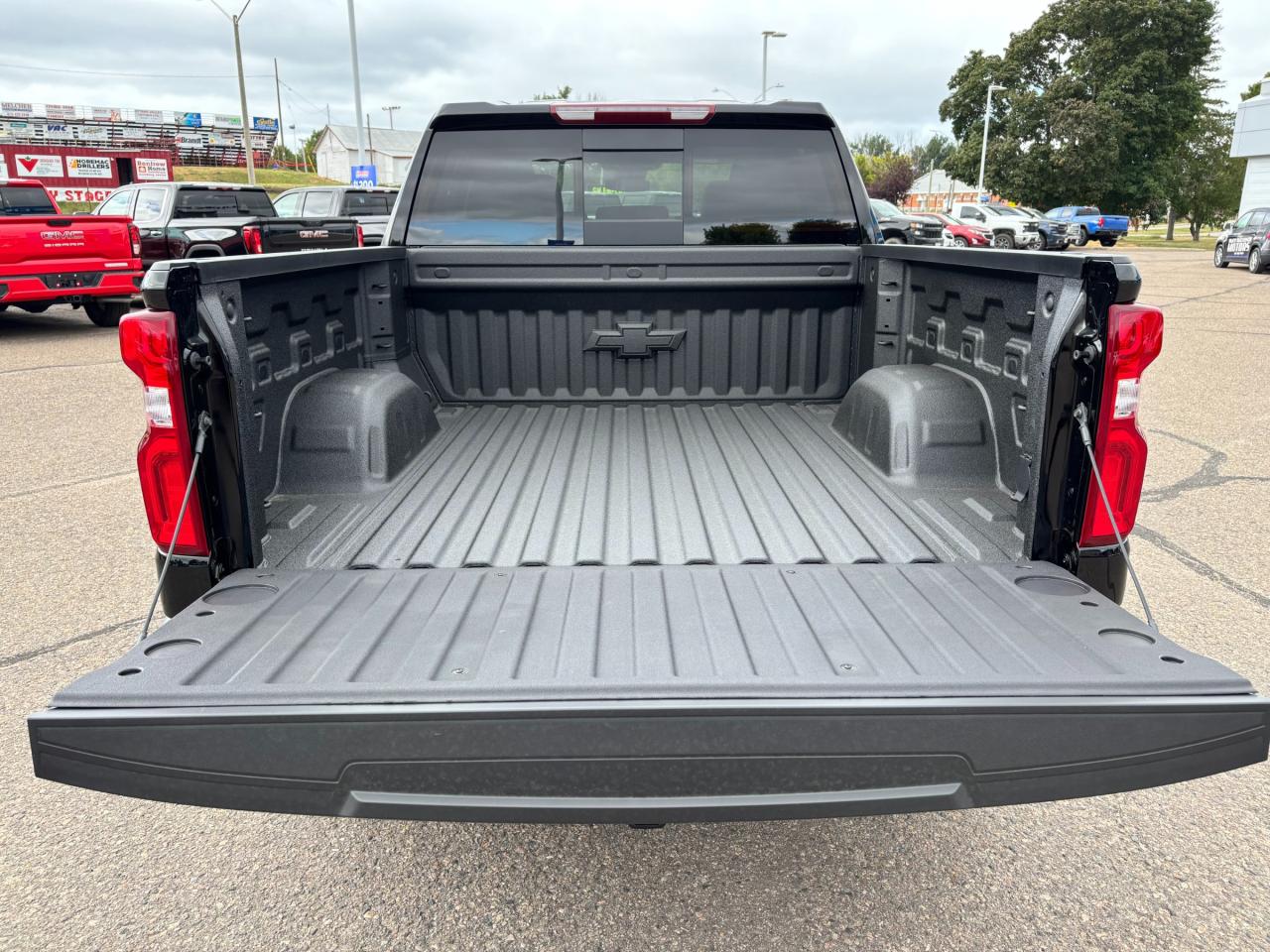 2026 Chevrolet Silverado 1500 2026 Chevrolet Silverado RST Crew Cab 4WD Photo