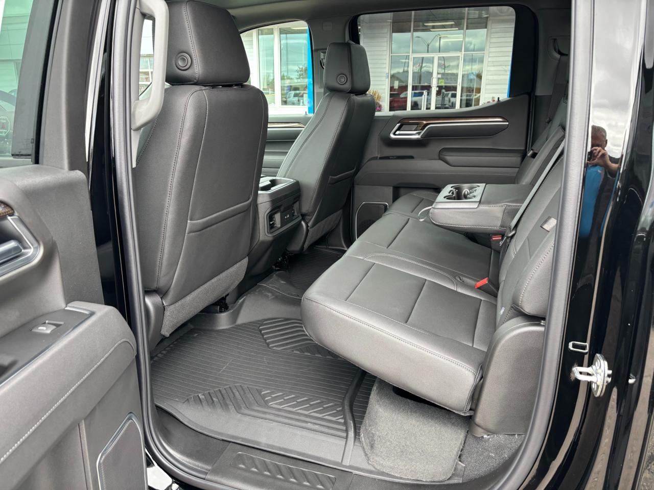 2026 Chevrolet Silverado 1500 2026 Chevrolet Silverado RST Crew Cab 4WD Photo